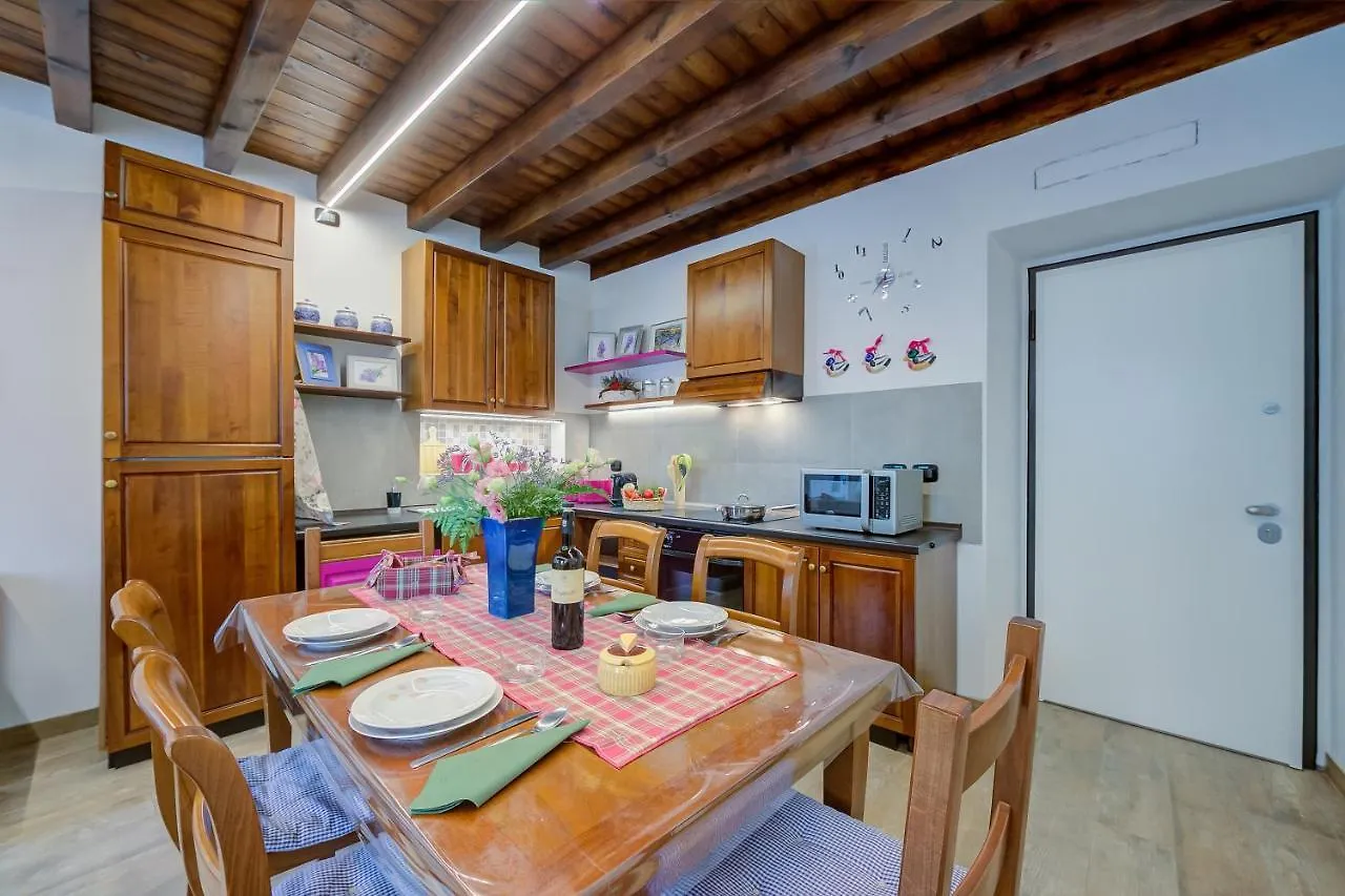 Il Borgo Lavanda And Ulivo Apartments Polpenazze del Garda