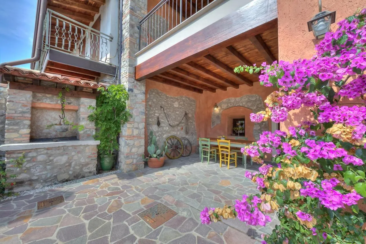 Il Borgo Lavanda And Ulivo Apartments Polpenazze del Garda 0*,  Italy