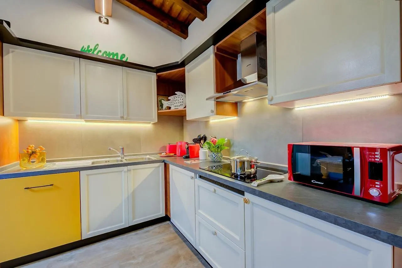 Il Borgo Lavanda And Ulivo Apartments Polpenazze del Garda