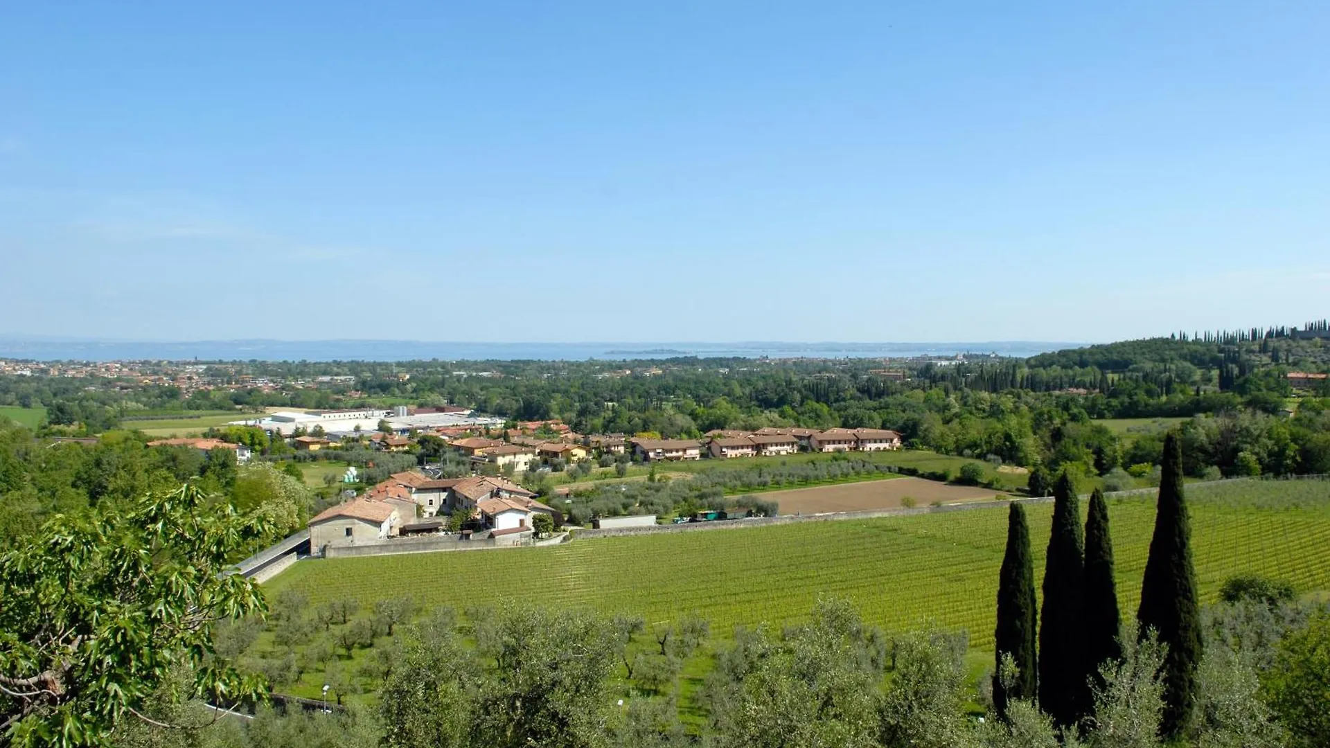 Il Borgo Lavanda And Ulivo Apartments Polpenazze del Garda